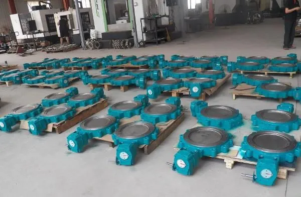 Carbon Steel Stainless Steel Flanged Full Bore and Reduced Bore Floating Trunnion Ball Valves
