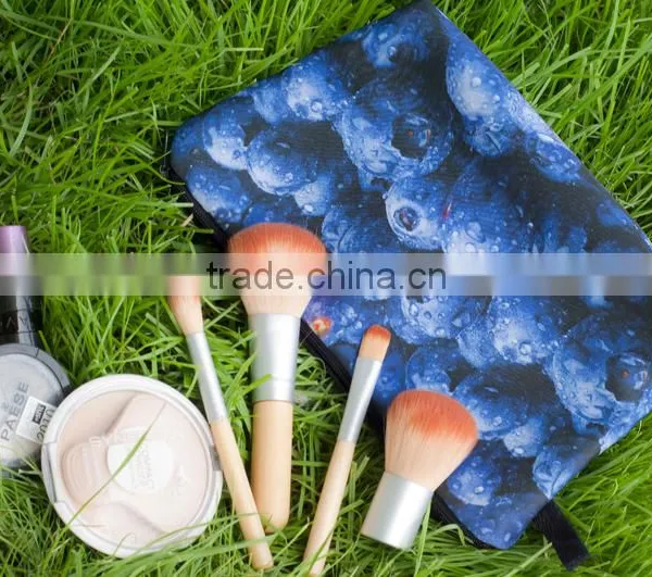 Manufacturer Supply Fashion Travel Cosmetic Bag, Hanging Travel Toiletry Bag, Fashion Girl Professional Clear Cosmetic Pvc Bag photo-2