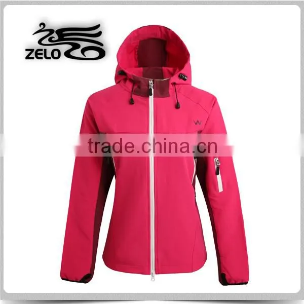 Slim Design Waterproof Winter Softshell Jacket for Women photo-4