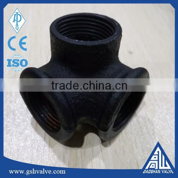 Casting Iron Decorative Pipe Cross/3d Corss With High Quality photo-3