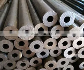 Carbon/ Alloy Seamless Steel Pipe/Tube photo-3