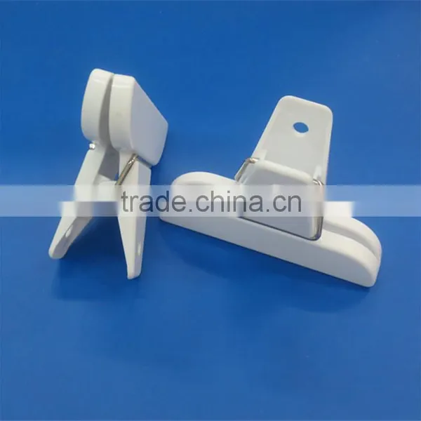 Printed Logo Plastic Colorful Clothing Clips photo-3