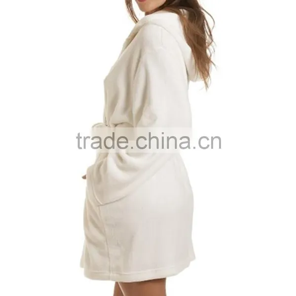 Wholesale Knee Length Soft Warm Women's Fleece Hooded Bathrobe photo-2