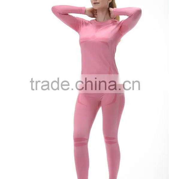 SEAMLESS UNDERWEAR
