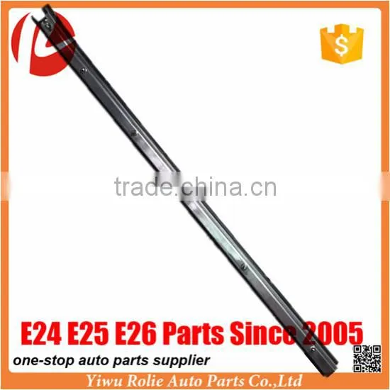 NIsan Body Parts Door Part Track of Middle Door for E24 NISAN URVAN