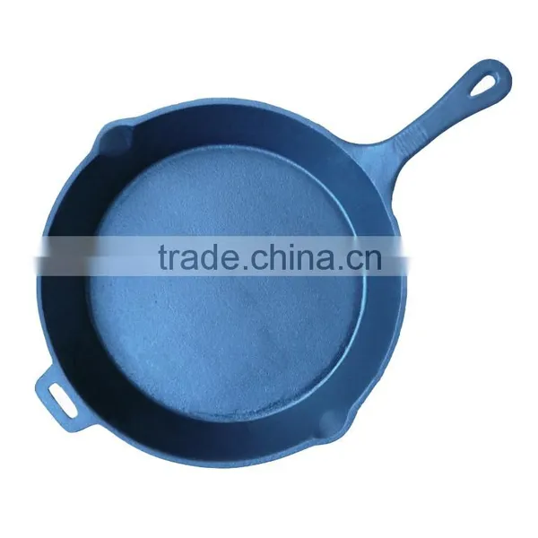 Cast Iron Frying Pan With Vegetabal Oil