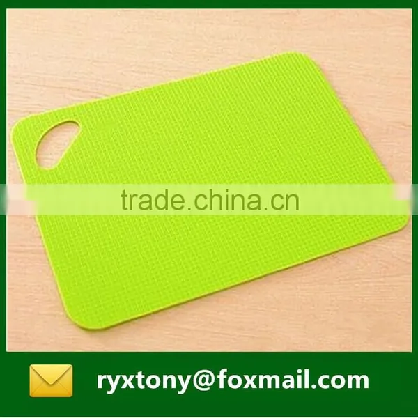 PP Plastic Eco-Friendly Cutting Board photo-3