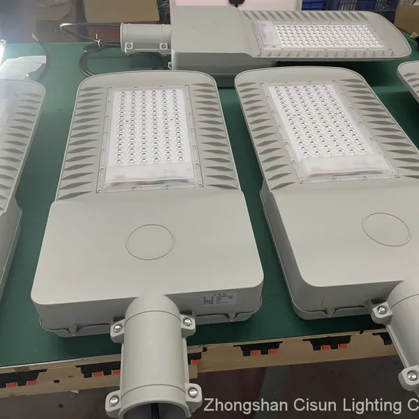 Solar LED Street Light 50W 100W 150W photo-2