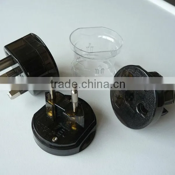 New Design 3 in 1 Universal Travel Adapter photo-3