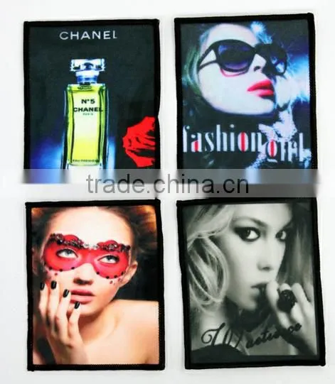 Digital Ink Jet Printing Trademark Fashion Trend With Raw Material Silk Cloth photo-3