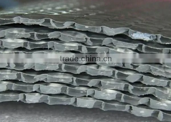 Aluminum Foil Coated PE Bubble Heat and Thermal Insulation Materials photo-3