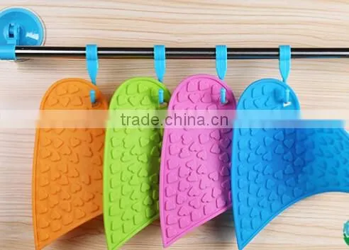 Wholesale New Creative Love Heat Pad Anti-scald Restaurant Placemats Silicone Coasters photo-2