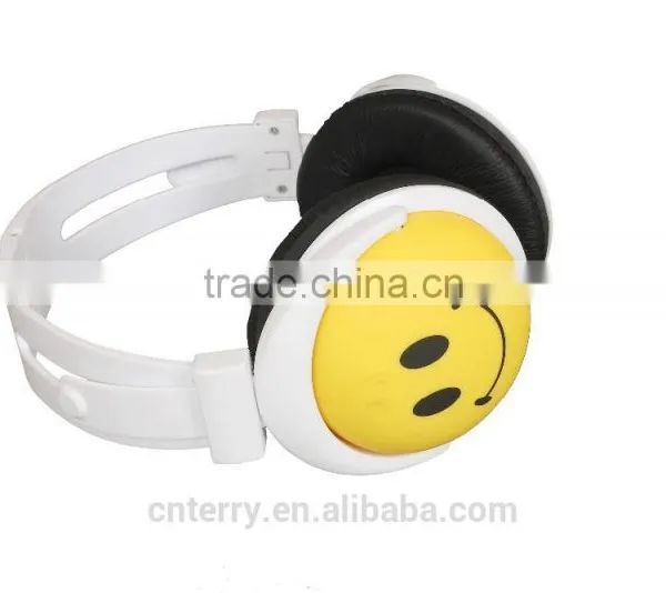 2016 Best Selling Smiling Face Headphones photo-2