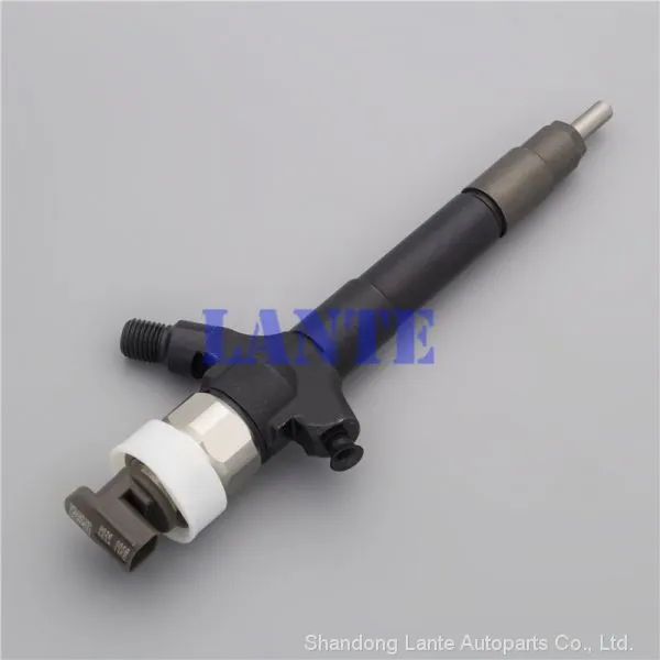 Common Rail Injector 23670-51030 295050-0300 16600-5X000 Diesel Injector photo-2