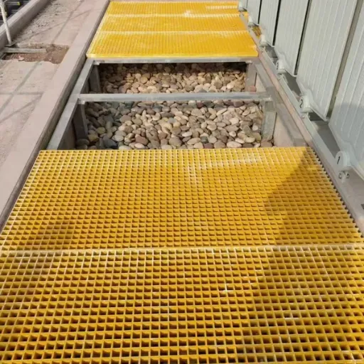 FRP Grating for Marine Decking UV Resistant and Non-Conductive in Saltwater