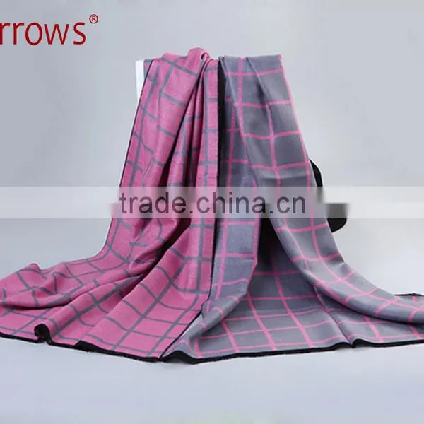 China Red Tartan Grid Plaid Shawl Pashmina Poncho Scarf for Ladies Girls Winter Late Autumn photo-3