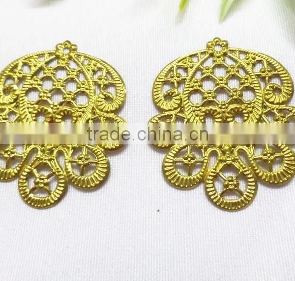 Religious Jewelry Finding Brass Flower Cross Jewelry Accessories Hollow Out Metal Cross Garment Accessories photo-3