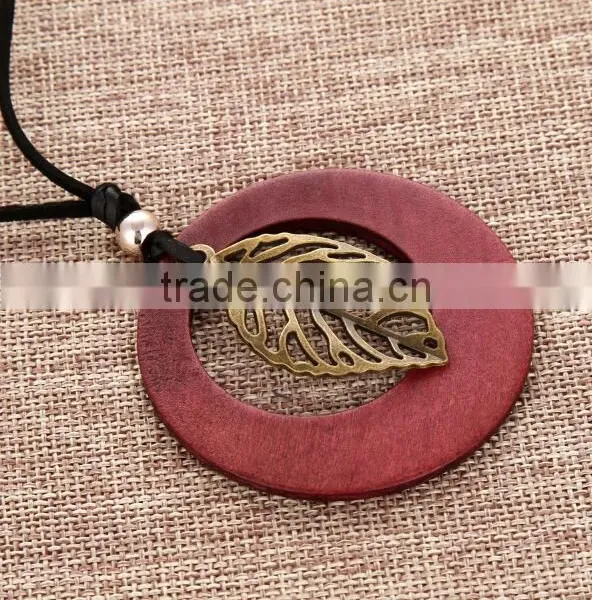 Zm35076a Vintage Girls Accessories Cheap Fashion Wooden Pendant Necklace photo-2