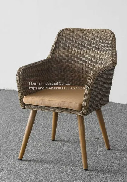 Gargen Table and Chairs