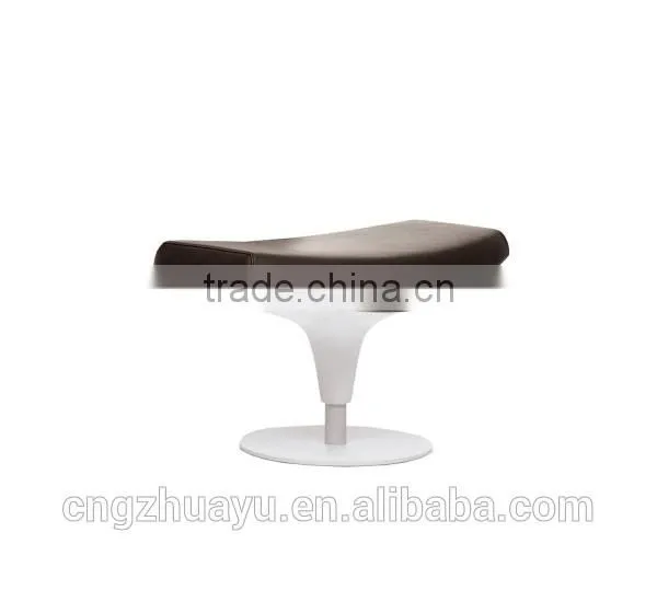 Cassina 277 Auckland Footrest, 277 Auckland Ottoman