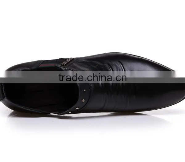 Comfort Easy Wear Sole Slip on Leather Shoes for Men photo-4