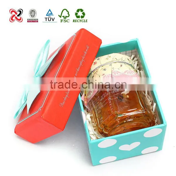 Custom Made Logo And Cute Pink Handle Paper Gift Box photo-2