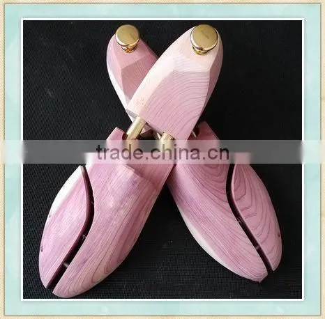 Wooden Tree Climbing Shoes for Shoe Stretchering