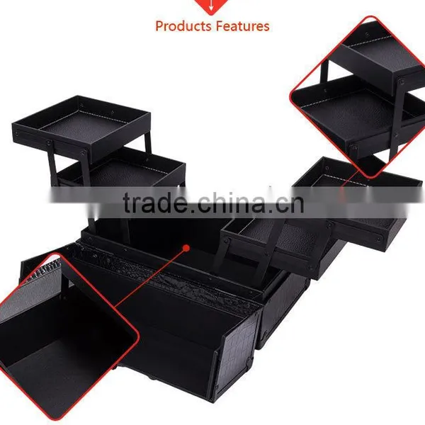 Original Factory Supplier Rolling Station Crocodile Pattern Makeup Vanity Case photo-4