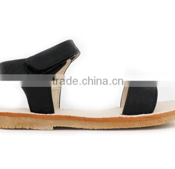 Choozii 2016 Fashion Open Toe Girls Leather Sandals With Flat Design photo-3