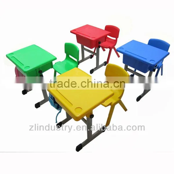 4 Color Children Plastic Desk and Chair