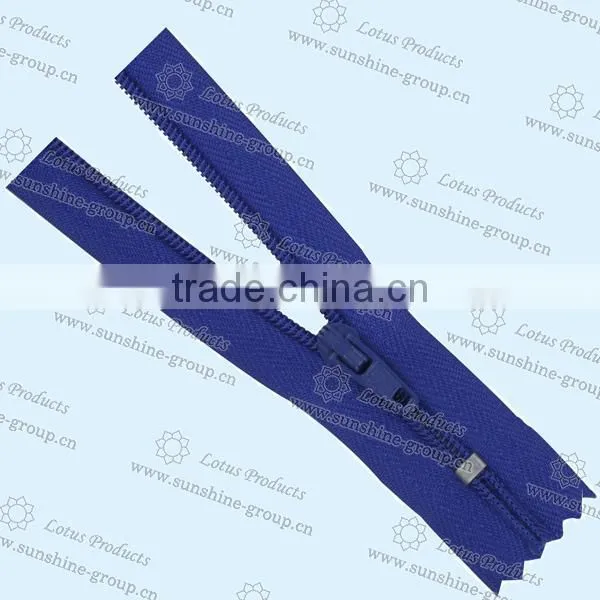 All Kinds Of Accessory Nylon Zipper Metal Zipper For Garment photo-5