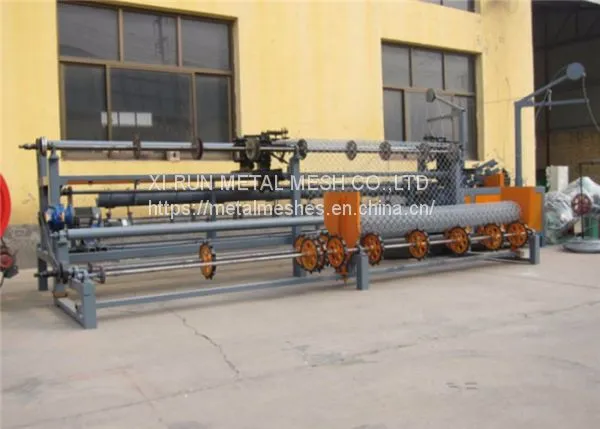 Fully-Automatic PLC Control Double Wire Feeding Chain Link Fence Machine