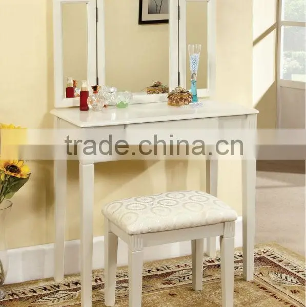 Dressing Table & Stool With Mirror photo-2