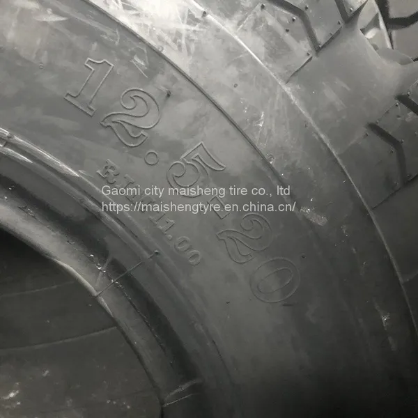 Two Busy Tires 12.5/80-18 16.9-28 Vacuum Tire Loader R-4 photo-4