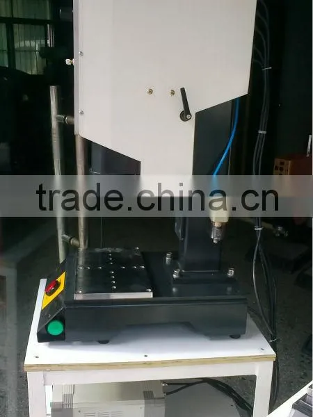 Automatic Frequency Tracking Ultrasonic Plastic Welding Machine photo-4