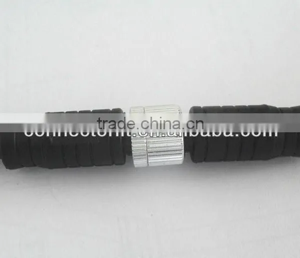 water-repellent metallic nut threaded coupling 4 pin cable connector