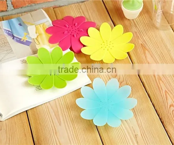 New Design Flower Shape Silicone Soap Dish With Drain photo-4