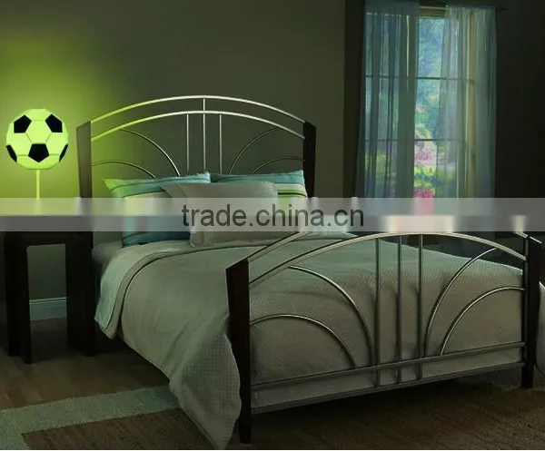 Creative DIY Handmade Football Decorative Table Lamp, Personality World Cup Football Lamp Colorful Atmosphere Night Light Lamp photo-4