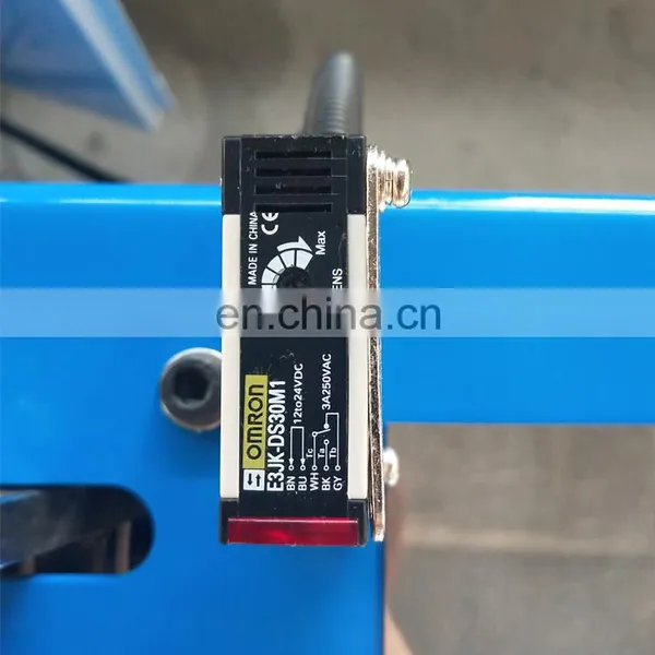 Automatic Coating Butyl Machine for Making Insulating Glass photo-5
