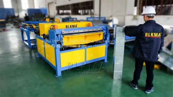 Blkma Auto Square Duct Production Line 3 Pipe Tube Making Machine photo-3