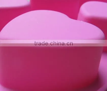 High Quality Heart Shaped Silicone Heart 6 Cups Cake Mould photo-4