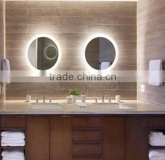 Hot Sale Broadway Vanity Lighted Mirror photo-4