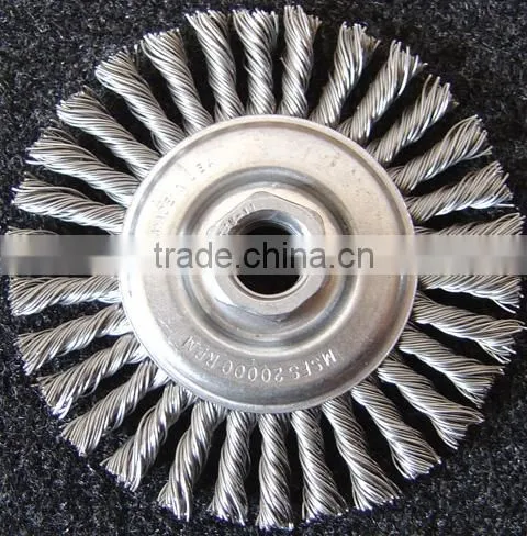 Single Section Wheel Brush With Stringer Bead Type
