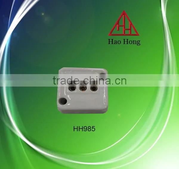 CE proved ceramic lamp socket