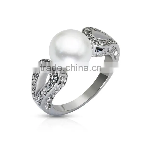 Diamond Pigeon Ring Design