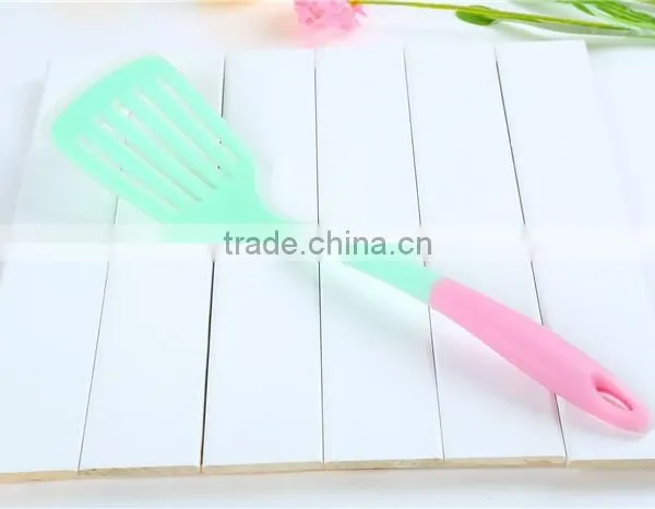 Kitchen Silicone Spatula Cooking Pizza Slotted Spatula, High Quality Slotted Turner, Eco-friendly Slotted Turner photo-4