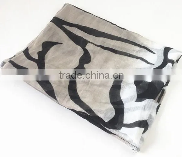 Fashionable Big Size Custom Viscose Scarf photo-3