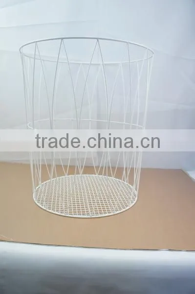 Round Wire Laundry Basket, Arc Pattern photo-2