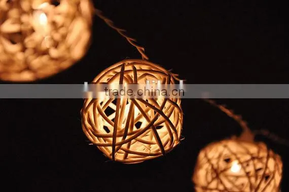 20 Bulbs Handmade Classic White Rattan Ball Fairy Lights photo-3