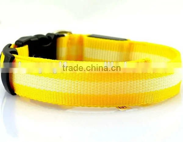 Wholesale Flashing LED Nylon Dog Collar Factory Directly photo-6